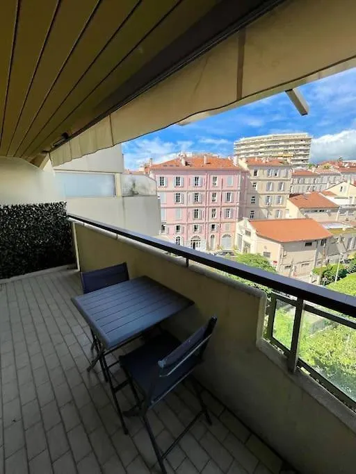 Apartment Superbe Appartement Avec Terrasse, 5 Minutes Croisette Cannes