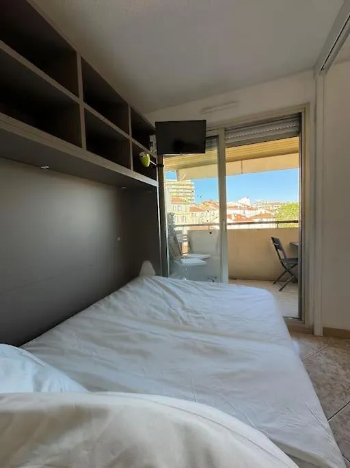 Superbe Appartement Avec Terrasse, 5 Minutes Croisette Cannes