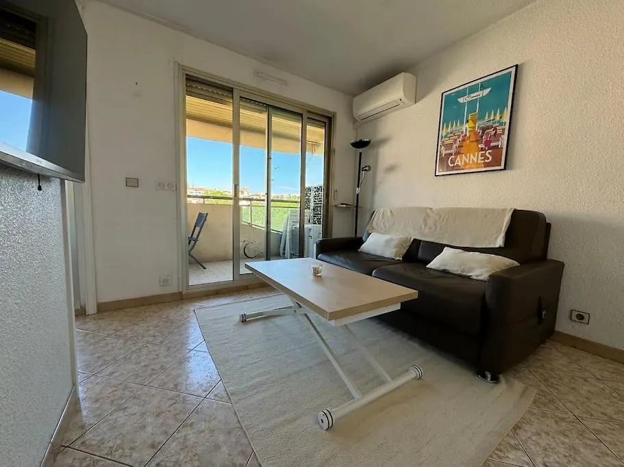 Superbe Appartement Avec Terrasse, 5 Minutes Croisette Cannes 0*,